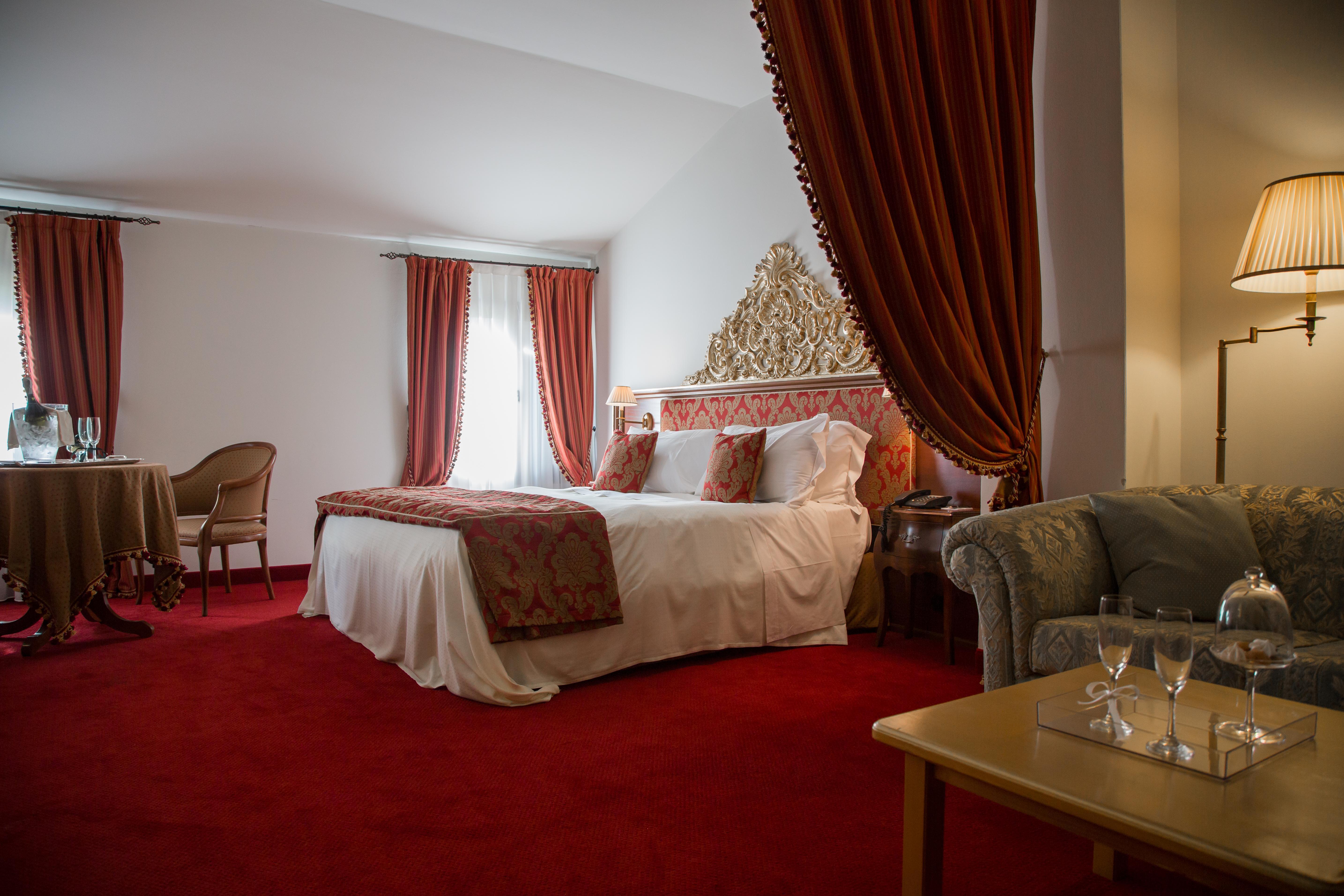Hotel Villa Condulmer Mogliano Veneto Esterno foto A suite at the hotel