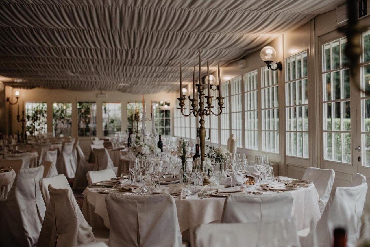 Hotel Villa Condulmer Mogliano Veneto Esterno foto The interior of the restaurant